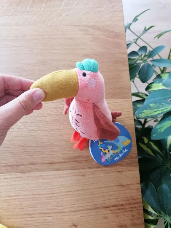 Peluche sonaglino tucano con cappello
