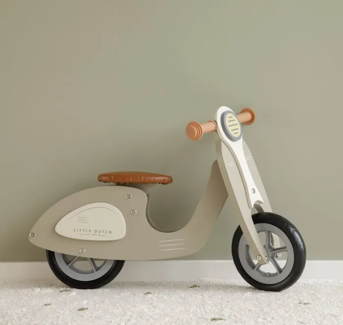 Scooter Oliva
