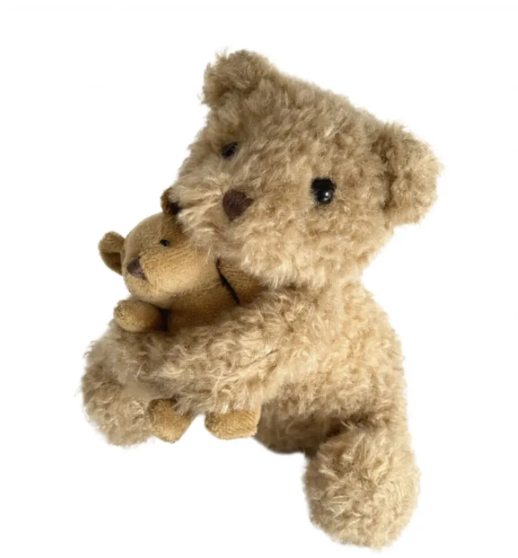 Eustache l'orsetto con il suo cucciolo