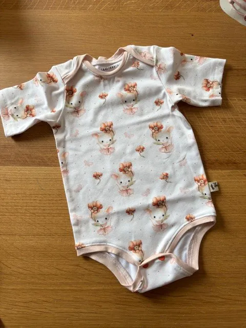 Body taglia 6 mesi - Topine