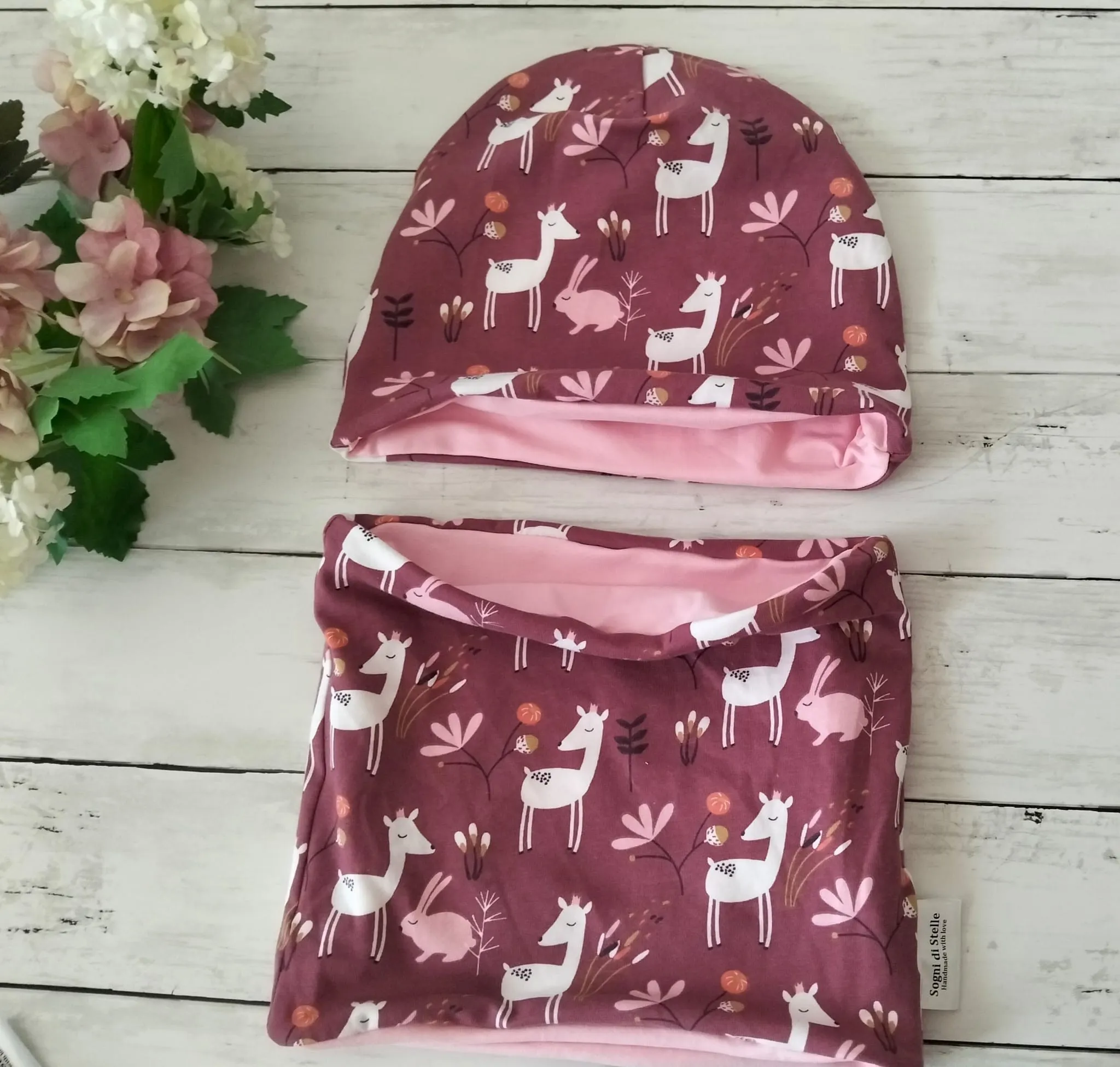Set cappellino e scaldacollo versione CERBIATTE