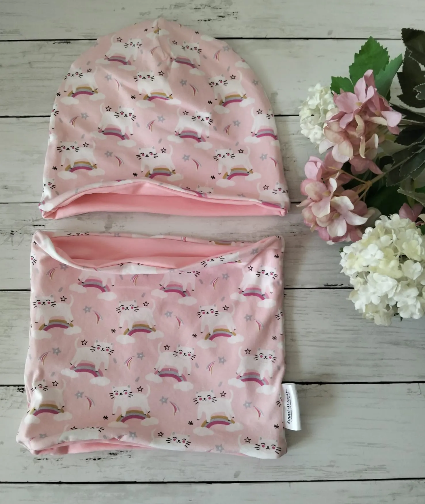 Set cappellino e scaldacollo versione GATTINE