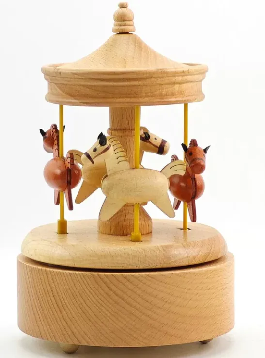 Carillon in Legno – Giostra Cavalli