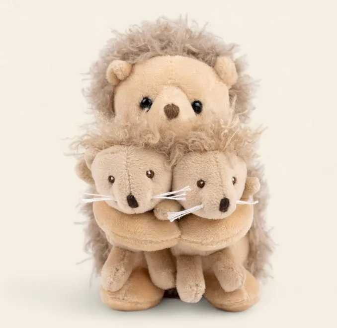 Peluche riccio con cuccioli
