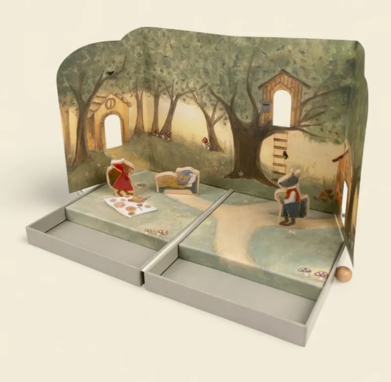 Gioco fiabe con statuine in legno